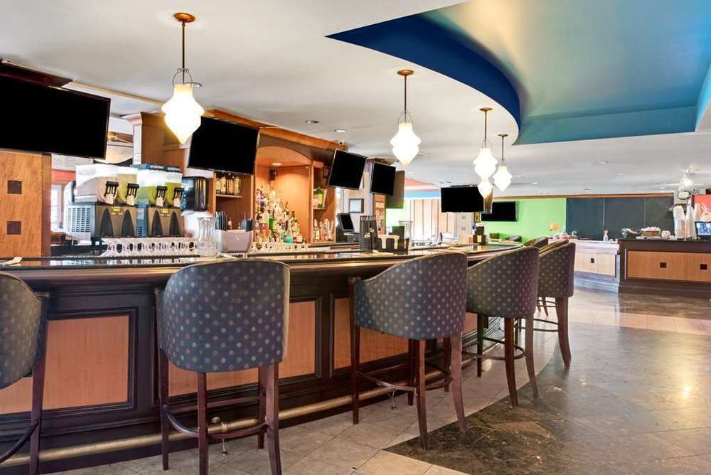 Clarion Hotel Park Central Dallas Restaurant bilde